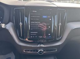 Zunanja slika - Volvo XC60 - B5  P  AWD Plus Dark - 19 - Predogledna slika