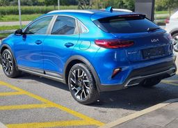 Zunanja slika - KIA XCeed - 1.5 T-GDi EX Way ISG. 7DCT ODPRODAJA - 3 - Predogledna slika