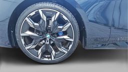 Zunanja slika - BMW Serija 5 - 520d xDrive - 5 - Predogledna slika