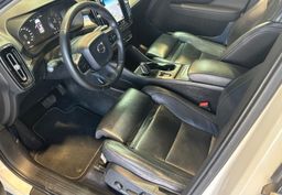 Zunanja slika - Volvo XC40 - PANORAMA-RADAR-MEMORY-USNJE-NAVIGACIJA-LED-ALU - 8 - Predogledna slika