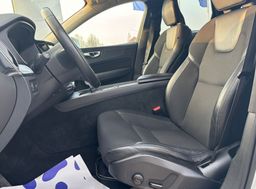 Zunanja slika - Volvo XC60 - D4 AWD AUT Momentum PILOT-KAMERA-MRTVI.KOT-KEYLESS - 7 - Predogledna slika