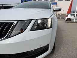 Zunanja slika - Škoda Octavia - Combi 2,0 TDI Style - 17 - Predogledna slika