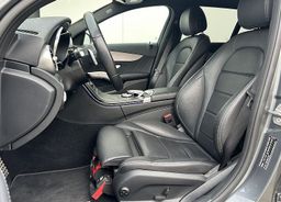 Zunanja slika - Mercedes-Benz C-Razred - 180 AMG LINE -PDC-KAMERA-AMBI-LANE-TEMPO-LED-ALU17 - 9 - Predogledna slika