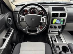 Zunanja slika - Dodge Nitro - 2.8 16V CRD 4WD AUT. SLO.VOZILO MULTIMEDIJA KAMERA - 14 - Predogledna slika