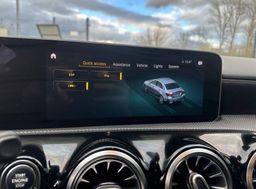 Zunanja slika - Mercedes-Benz A-Razred - 250 AMG LINE 19 COL LED NAVI DELNO USNJE TEMP PDC. - 18 - Predogledna slika