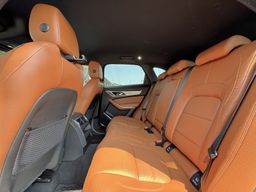 Zunanja slika - Jaguar F-Pace - 2.0 TD MHEV AWD AVT R-Sport ODLIČEN samo 23.240 km - 9 - Predogledna slika