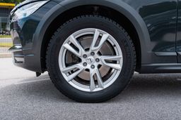 Zunanja slika - Volvo V90 - Cross Country D4 AWD Pro Avt. - 7 - Predogledna slika