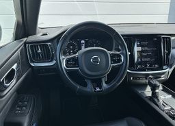 Zunanja slika - Volvo S60 - T5 AUT R-Design-ACC-PANO-KAMERA-PDC-HEADUP-ALU19 - 7 - Predogledna slika