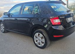 Zunanja slika - Škoda Fabia - 1.0 75ks °LED° °OGR.SEDEŽI° °2x PARK.SENZORJI° - 7 - Predogledna slika