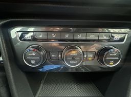 Zunanja slika - VW Tiguan - 2.0 TDI Comfort DSG.110kW.NAVI.ALU.PDC.DIZEL - 10 - Predogledna slika