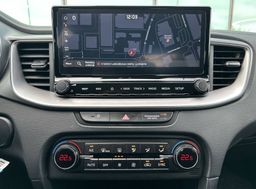 Zunanja slika - KIA Ceed - 1.0 T-GDI LX Champion+ ISG - 16 - Predogledna slika