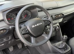 Zunanja slika - Dacia Sandero - 1.0 TCe 110 Stepway Essential - 11 - Predogledna slika