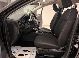 Zunanja slika - Ford Focus - 1.5-TITANIUM-LED-NAVI-2X-PDC-LINE-ASS-TEMP-ODLIČ.. - 9 - Predogledna slika