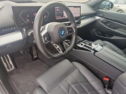Zunanja slika - BMW Serija 5 - 530e - 6 - Predogledna slika