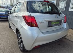 Zunanja slika - Toyota Yaris - 1.33°SLO°1.LAST°KAMERA°BLUETOOTH°ALU°SAMO 93.000KM - 3 - Predogledna slika