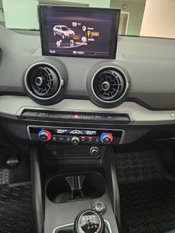 Notranja slika - Audi Q2 - 1,6 TDI (Basis) - 10 - Predogledna slika