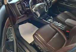 Zunanja slika - Mitsubishi Outlander - PHEV 4WD 2.0 Instyle Navi+ Avt.-SLO-ODLIČEN- - 7 - Predogledna slika