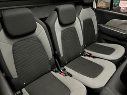 Notranja slika - Citroën C4 - Picasso 1,6 e-HDi Intensive - 10 - Predogledna slika