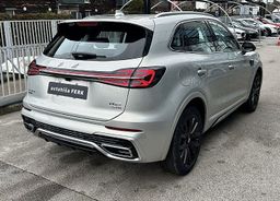 Zunanja slika - Hongqi H5 - 2.0T 4WD LED TITANIUM - NA ZALOGI - 3 - Predogledna slika