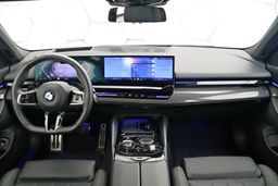 Zunanja slika - BMW Serija 5 - 5 Series 520dA M-Sport 197KM COCKPIT RADAR HEAD Up HarmanK - 7 - Predogledna slika