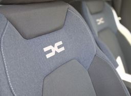 Zunanja slika - Dacia Duster - 1.2 TCe 130 EXPRESSION 4x4 - 17 - Predogledna slika