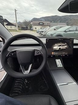 Zunanja slika - Tesla Model 3 - Long Range All-Wheel Drive - 8 - Predogledna slika