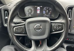 Zunanja slika - Volvo XC40 - D3 AWD Momentum Avt. KAMERA.NAVI.ALU.4X4.TOP - 10 - Predogledna slika