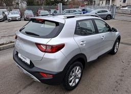 Zunanja slika - KIA Stonic - 1.2 DPI 57.9 kW  79 KM  LX Urban+ M T - 4 - Predogledna slika