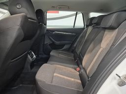 Zunanja slika - Škoda Octavia - Combi Scout 2.0 TDI DSG 4x4 - 6 - Predogledna slika