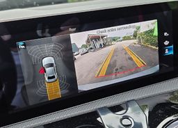 Zunanja slika - Mercedes-Benz A-Razred - A35 7G-DCT 4-MATIC AMG LED-PANO-KAMERA-AKRAPOVIĆ - 15 - Predogledna slika