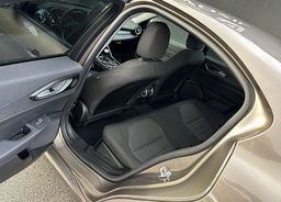 Zunanja slika - Alfa Romeo Giulia - 2.2   150ks - 19COL-KAMERA-2xPDC-  FINANCIRANJE - 11 - Predogledna slika