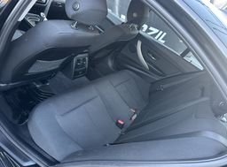 Zunanja slika - BMW Serija 3 - : 318i Advantage-NAVI-GRE.SEDEŽEV-2xPDC-TEMPOMAT-17C - 12 - Predogledna slika