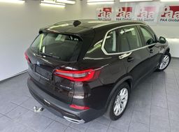 Zunanja slika - BMW X5 - serija :  xDrive45e Avt.KLJUKA.KAMERA.LED.USNJE.TOP - 16 - Predogledna slika