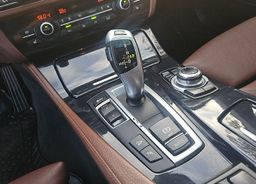 Zunanja slika - BMW Serija 5 - : F10 525d xDrive 218ks °STR.OKNO° °HEAD-UP° - 10 - Predogledna slika