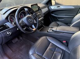 Zunanja slika - Mercedes-Benz GLE-Razred - GLE 250d-PANORAMA-360°-USNJE- NAVI-H K - 7 - Predogledna slika