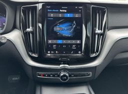 Zunanja slika - Volvo XC60 - B4D Core Avt. LED-KAMERA-KEYLESS - 19 - Predogledna slika