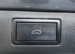 Zunanja slika - Škoda Kamiq - Scout 1.5 TSI 110kW.NEMŠKI.KAMERA.LED.NAVI.2024 - 17 - Predogledna slika