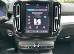 Zunanja slika - Volvo XC40 - B3 P Core AT DCT - 18 - Predogledna slika