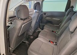 Zunanja slika - Peugeot 5008 - ACTIVE 1.6 HDI KREDIT BREZ POLOGA ODLIČNO OHRANJ - 6 - Predogledna slika