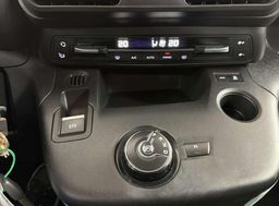 Zunanja slika - Citroën Berlingo - BlueHDi 96 kw.NAVI.PDC. AUTOMATIK.SLOVENSKI+4 GUM - 11 - Predogledna slika