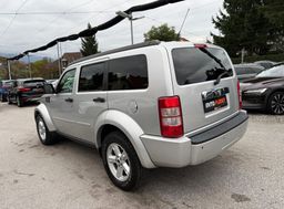 Zunanja slika - Dodge Nitro - 2.8 16V CRD 4WD AUT. SLO.VOZILO MULTIMEDIJA KAMERA - 3 - Predogledna slika