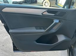 Zunanja slika - VW Tiguan - 2.0 TDI R LINE LED VIRTUAL RADAR LINE ASSIST NAV.. - 12 - Predogledna slika