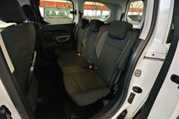 Zunanja slika - Peugeot Rifter - 1.5 BlueHDI 131KM NAVI-PDC-APP CONNECT-VELIKI SERV - 12 - Predogledna slika