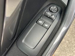Zunanja slika - Peugeot 2008 - 1,2 PureTech 82 Style - 16 - Predogledna slika