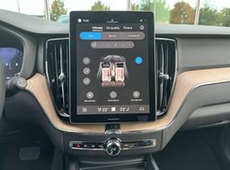 Zunanja slika - Volvo XC60 - B5  P  AWD Plus Dark... - 18 - Predogledna slika