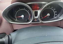 Zunanja slika - Ford Fiesta - 1.4 16V slo-1last-acc-tempomat-el.paket-servisiran - 9 - Predogledna slika