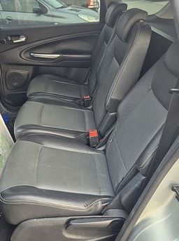 Zunanja slika - Ford S-MAX - TITANIUM 2.0TDCi + AUTOMATIC - 7 - Predogledna slika