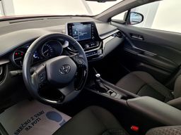 Zunanja slika - Toyota C-HR - 1.8 C-ENTER Smart •VLEČNA KLJUKA• - 4 - Predogledna slika