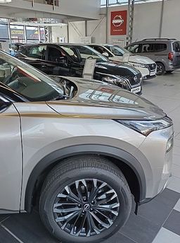 Zunanja slika - Nissan X-Trail - 1.5 VC-T MHEV TEKNA X-TRONIC - 12 - Predogledna slika