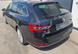Zunanja slika - Škoda Superb - Combi 2.0 TDI Style DSG ACC.LANE ASS... - 4 - Predogledna slika